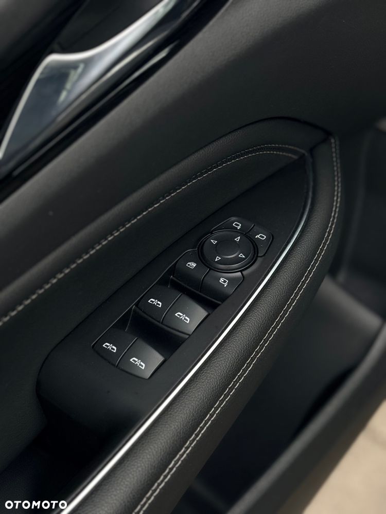 Opel Insignia 2.0 Ultimate Exclusive - 31