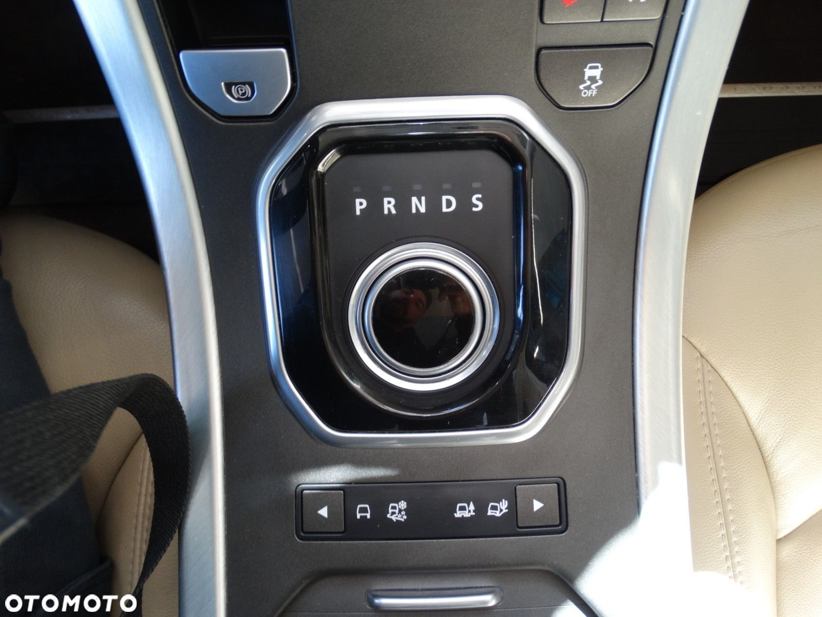 Land Rover Range Rover Evoque - 23