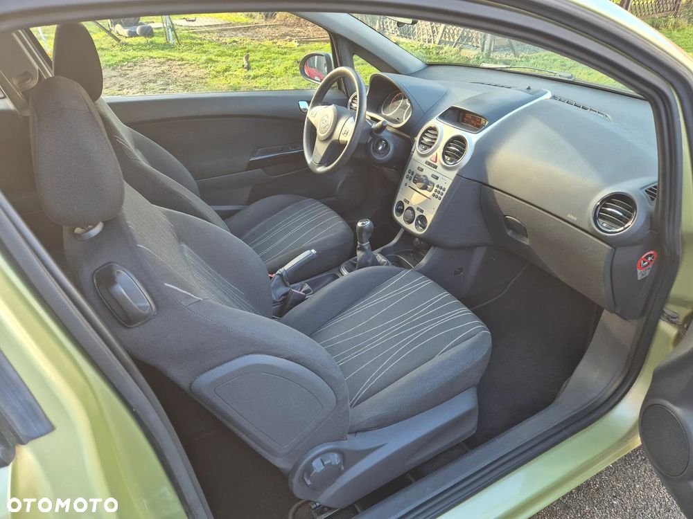 Opel Corsa - 9