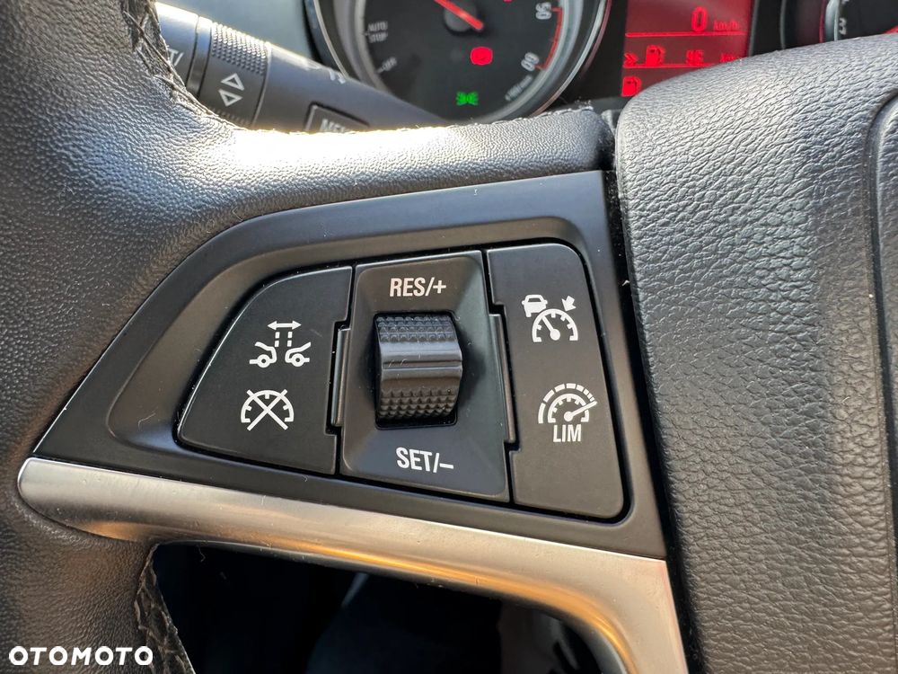 Opel Zafira 2.0 CDTI Cosmo - 27