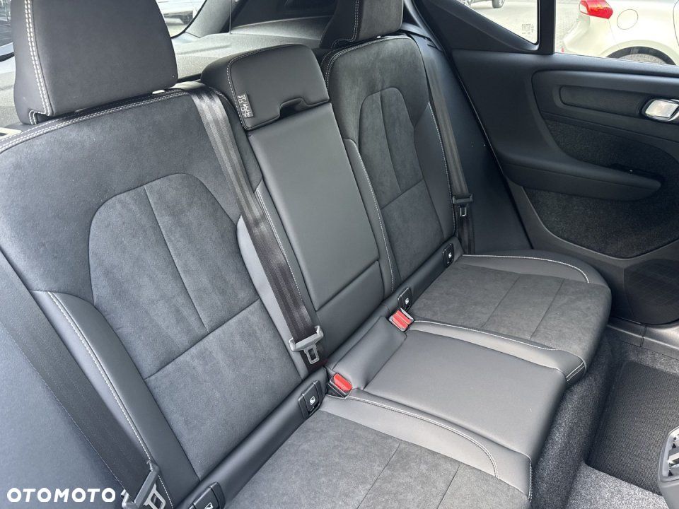 Volvo XC 40 - 12