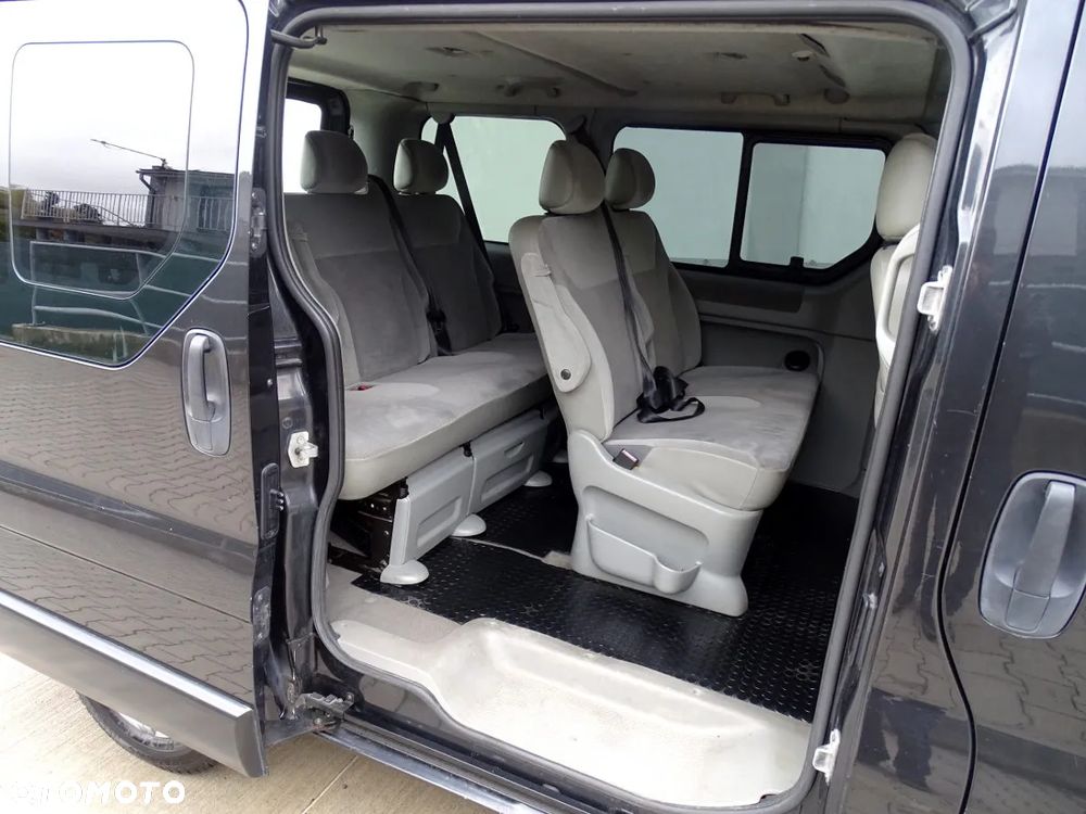 Opel Vivaro 2.5 CDTI L1H1 Tour - 13