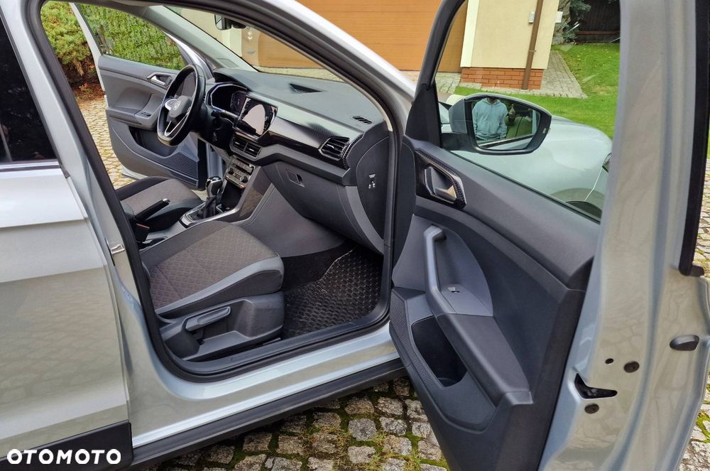 Volkswagen T-Cross - 16