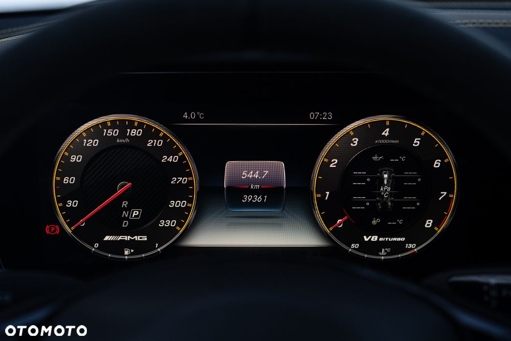 Mercedes-Benz Klasa E - 17