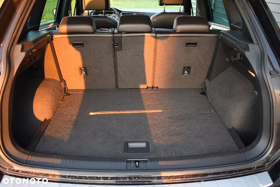 Volkswagen Tiguan 2.0 TDI SCR 4MOTION DSG Highline - 12