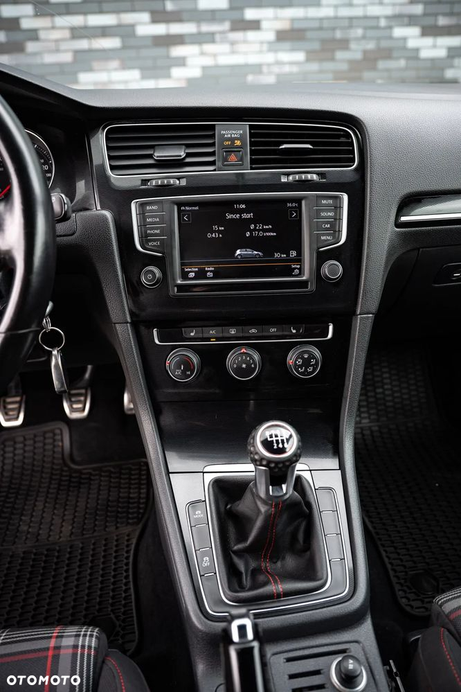 Volkswagen Golf VII 2.0 TSI BMT GTI Performance - 14