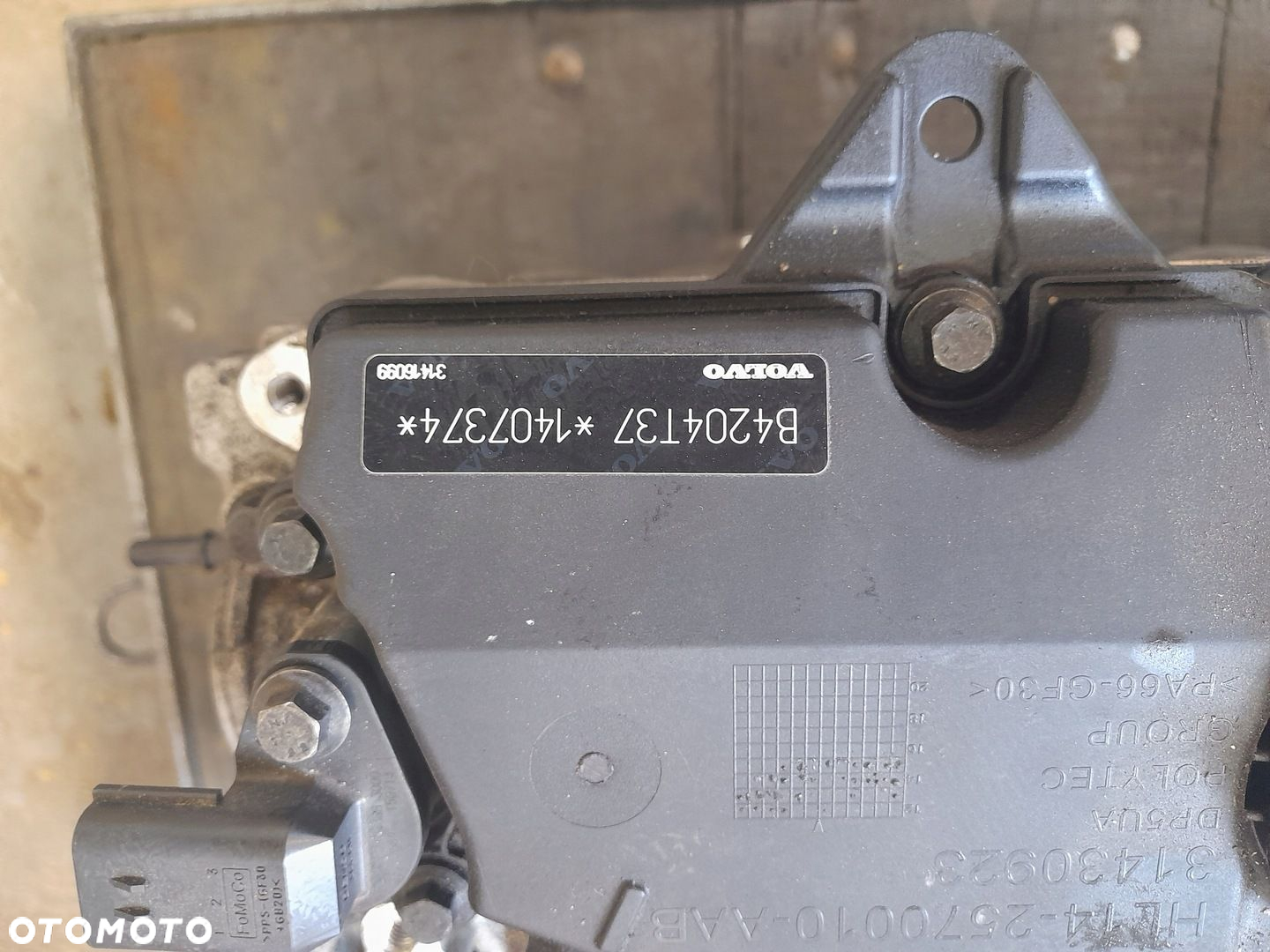 GŁOWICA KOMPLETNA B4204T37 VOLVO 2.0T3 2015R - 6