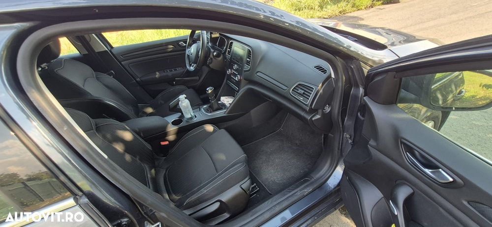 Renault Megane - 7