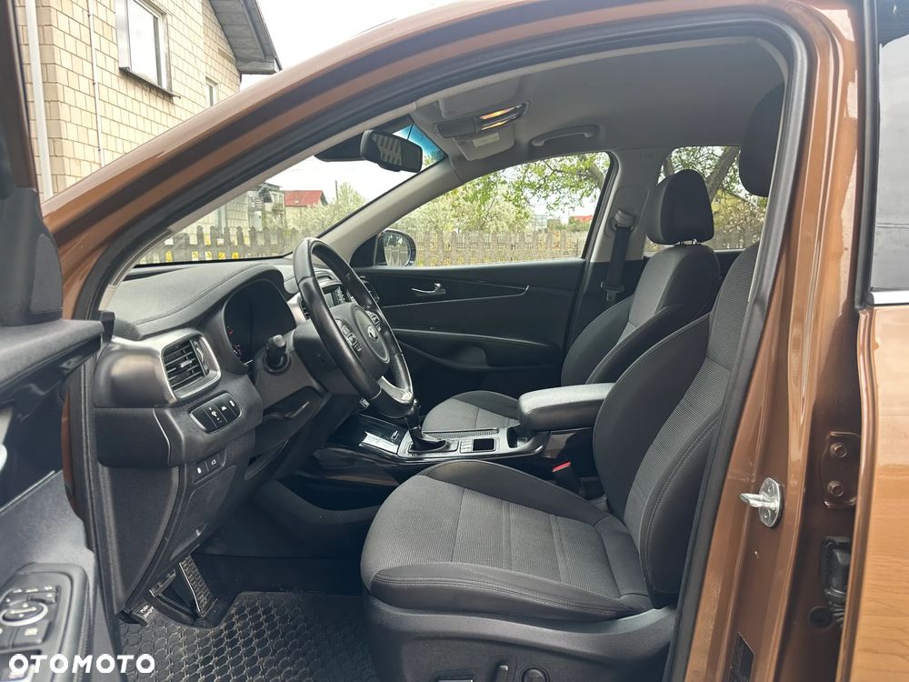 Kia Sorento - 12