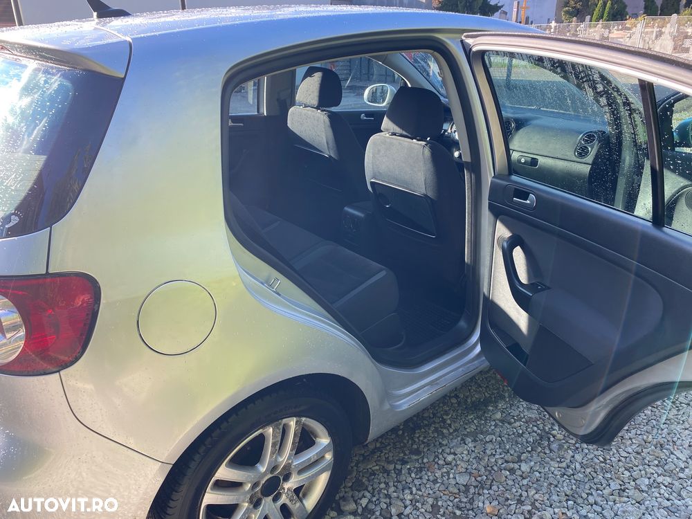 Volkswagen Golf Plus 2.0 TDI Comfortline - 16