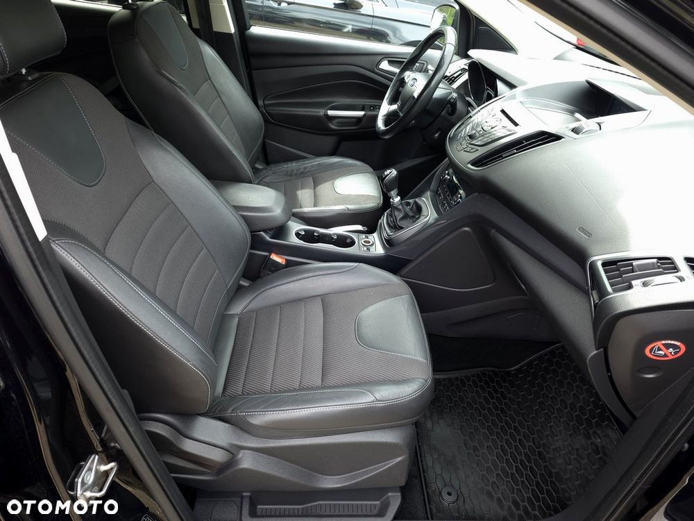 Ford Kuga 2.0 TDCi FWD Titanium - 8