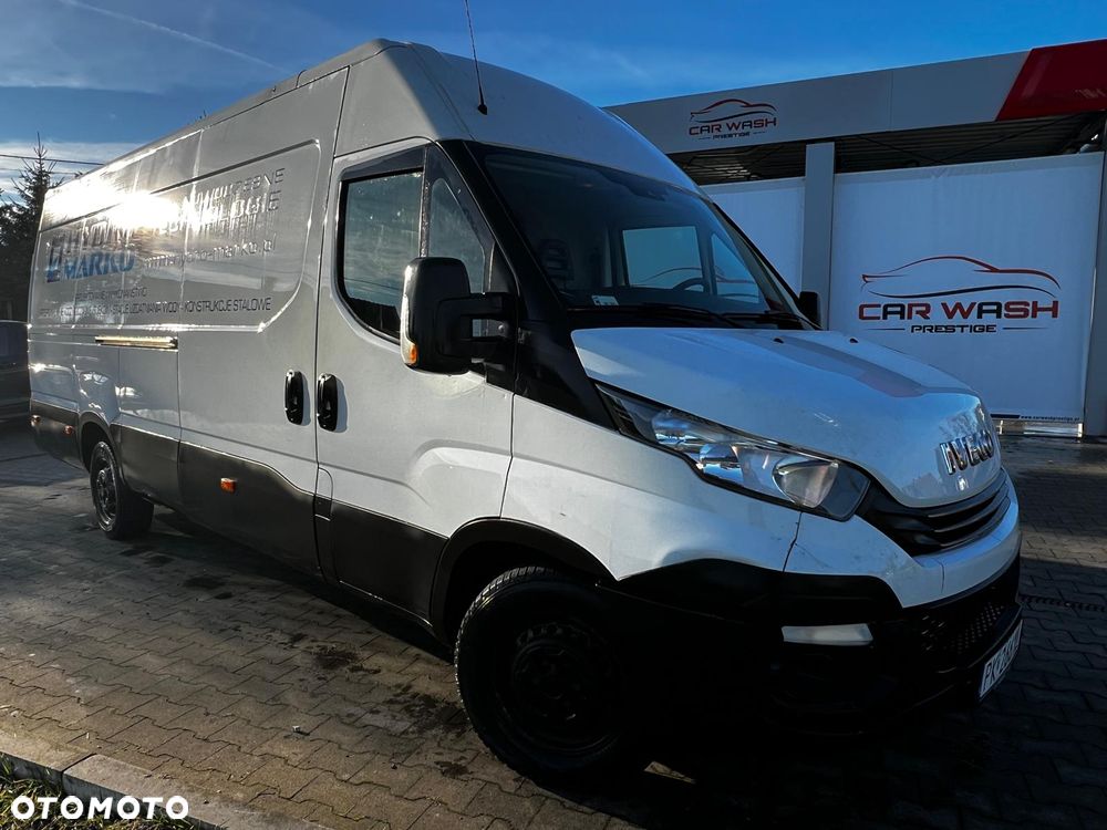 Iveco DAILY - 10