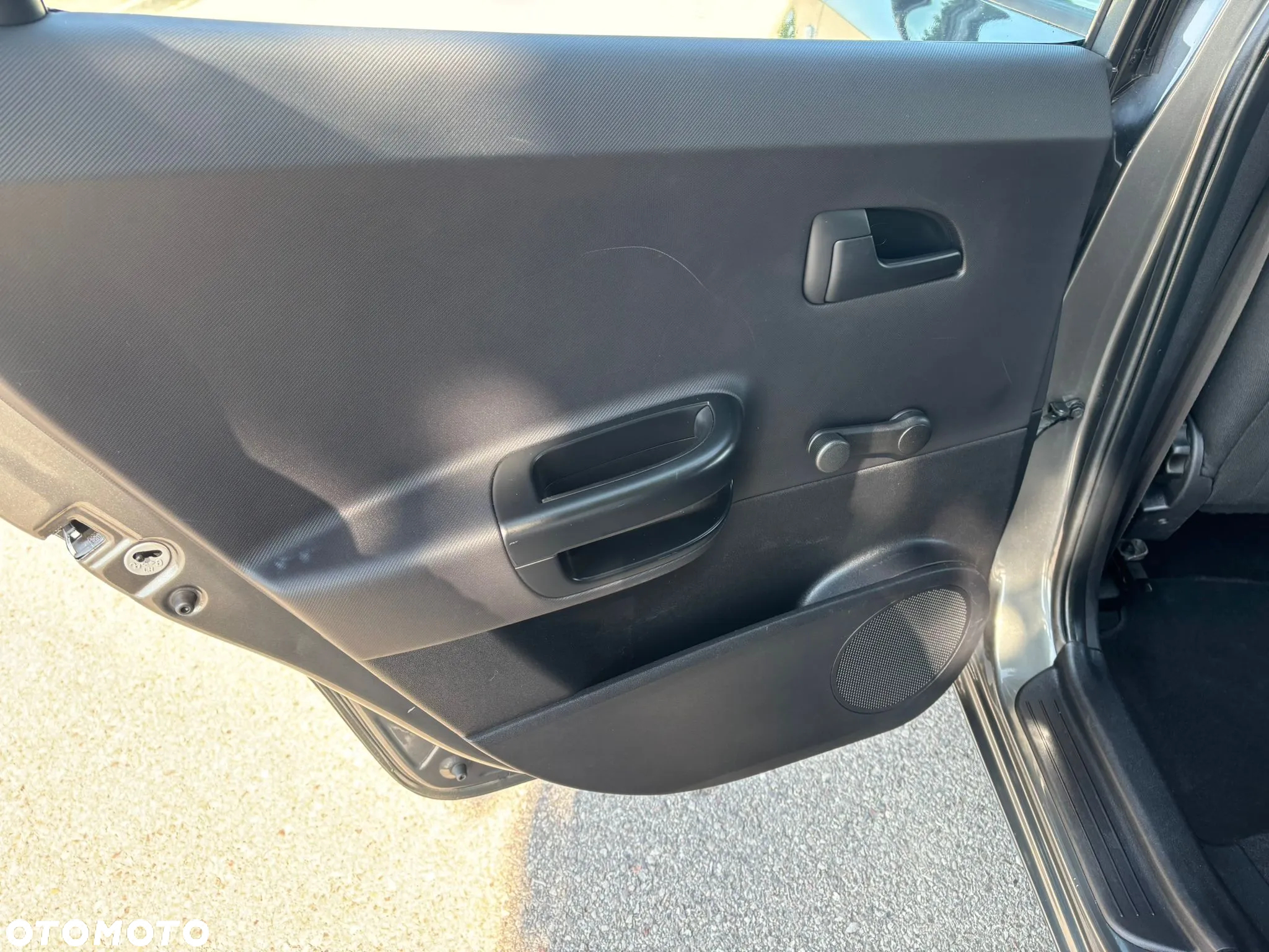 Kia Ceed 1.6 CRDi 90 Vision - 24