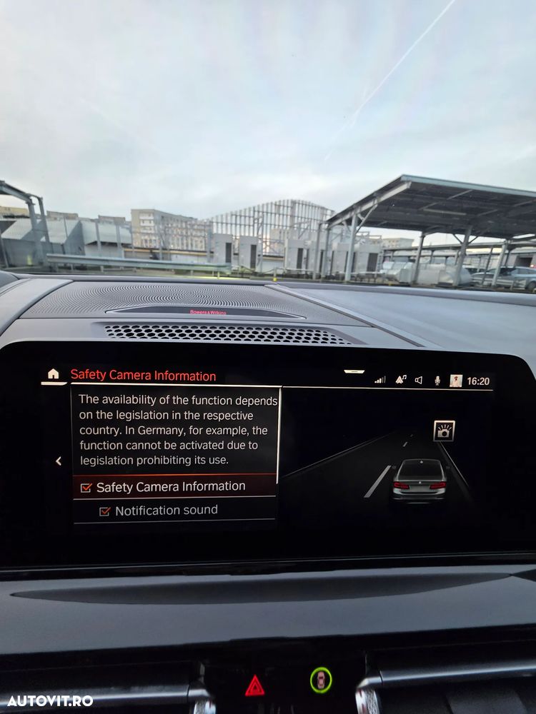 BMW M8 M850i xDrive - 21