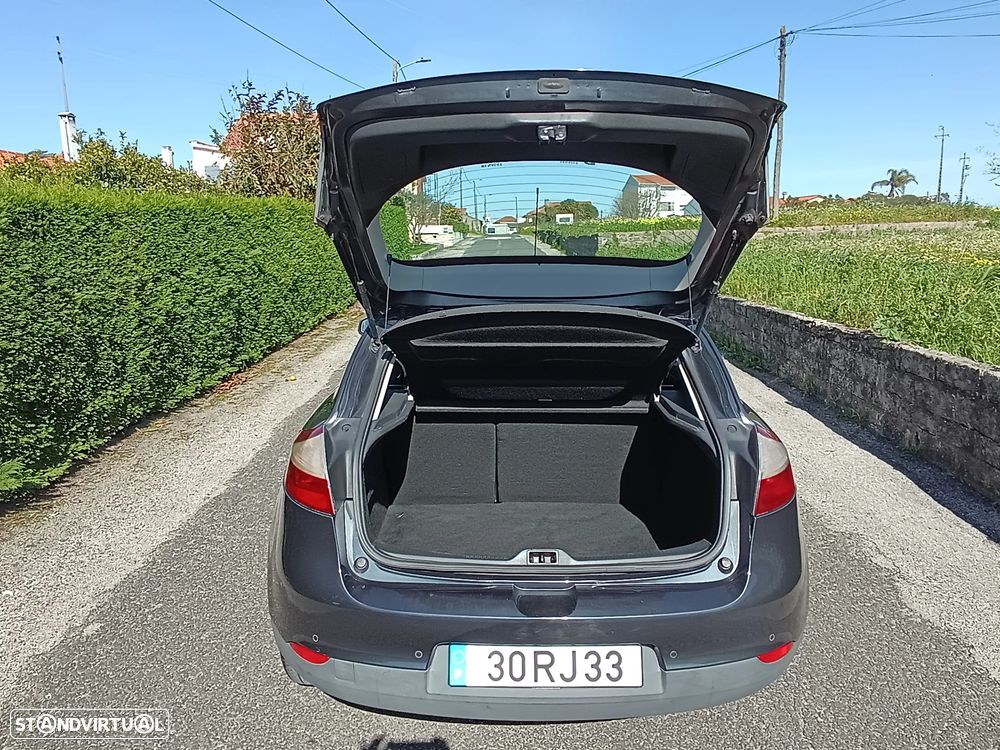 Renault Mégane 1.5 dCi Dynamique - 13