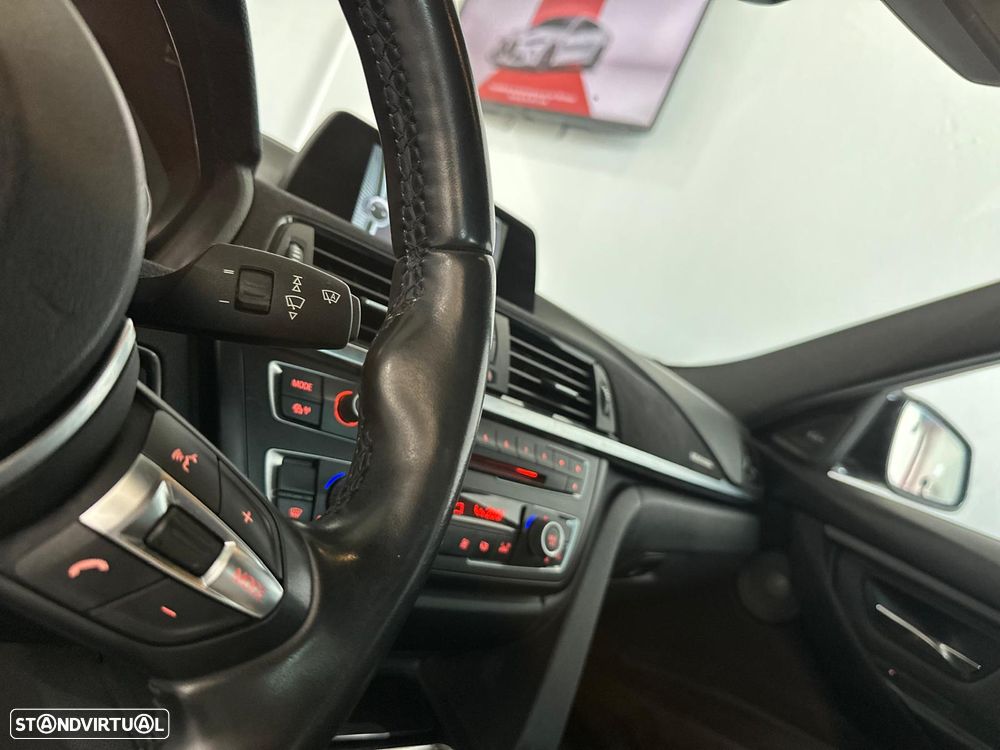 BMW 320 d Pack M - 52