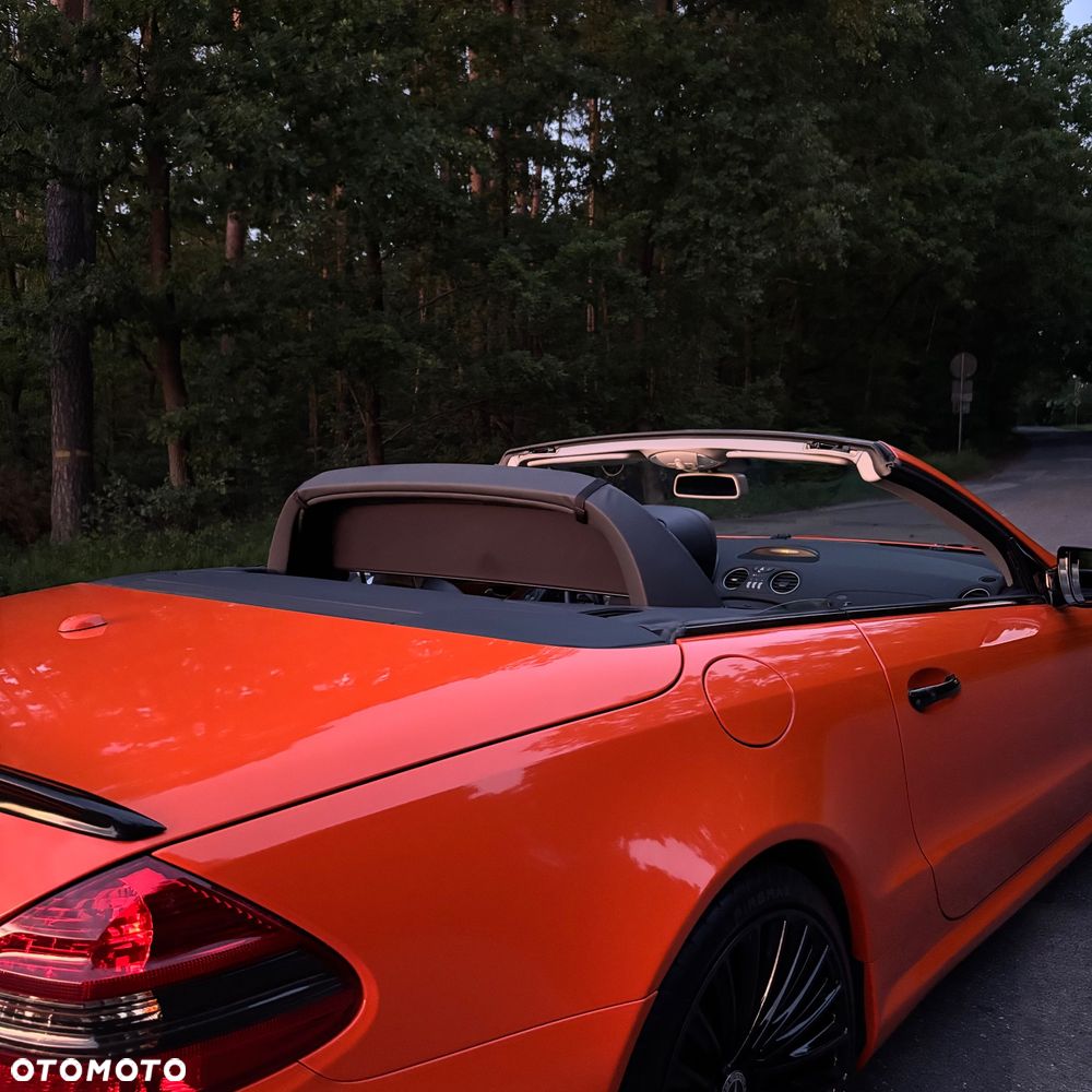 Mercedes-Benz SL - 16