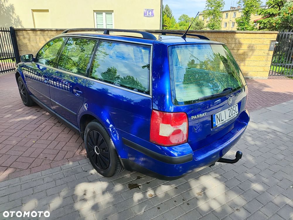 Volkswagen Passat 1.6 Comfortline - 9