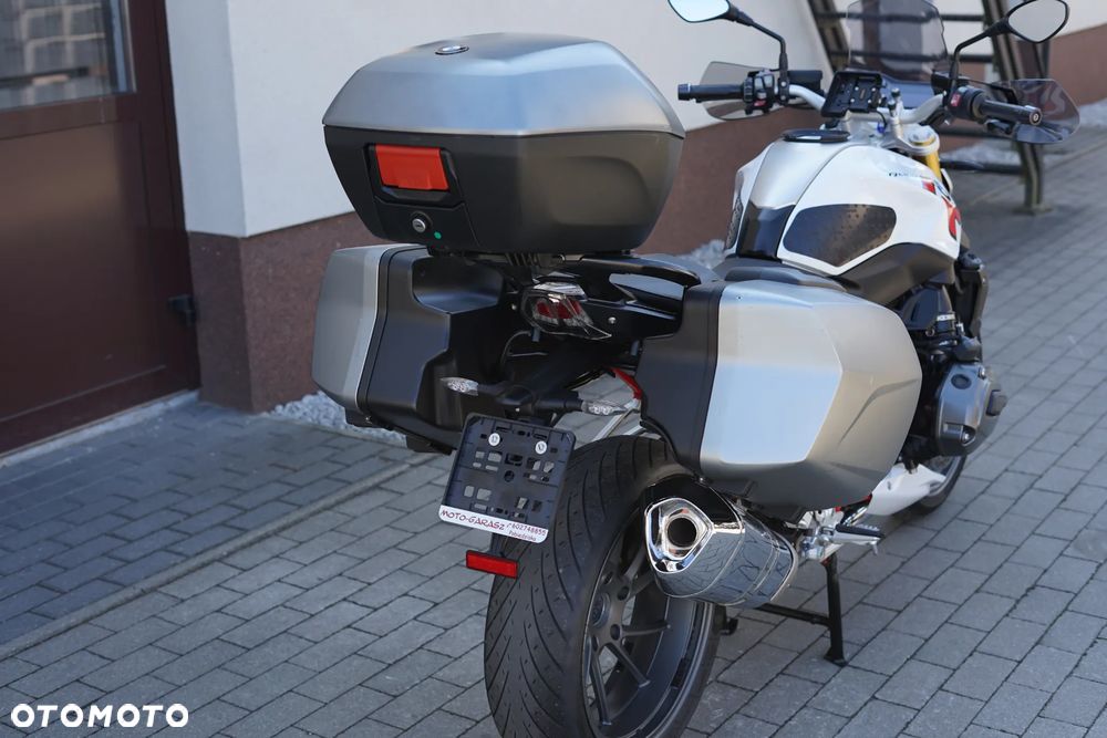 BMW R - 6