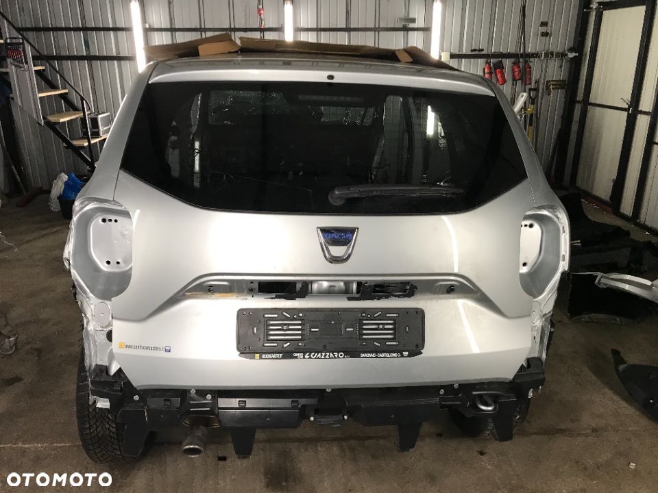 DACIA DUSTER 2 II 19r KLAPA TYLNA tył BAGAŻNIKA TYLNIA srebrna Wwa - 1