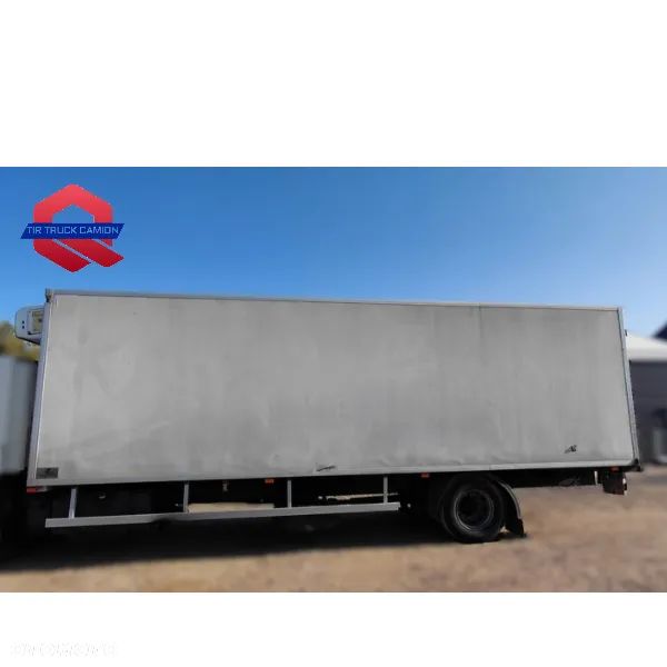 ZABUDOWA IZOTERMICZNA 8m x 2.46m x 2.3m - 1