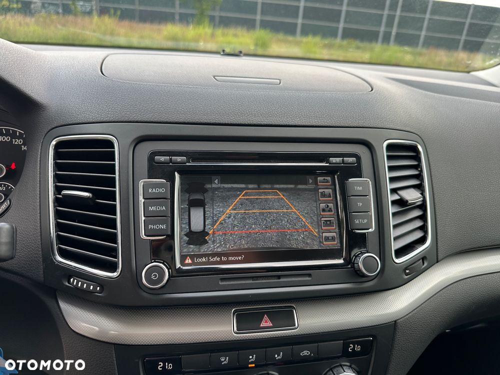 Volkswagen Sharan 2.0 TDI DPF Highline - 25