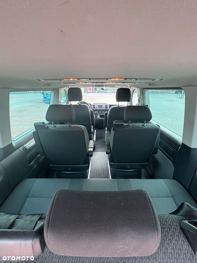 Volkswagen Multivan - 8