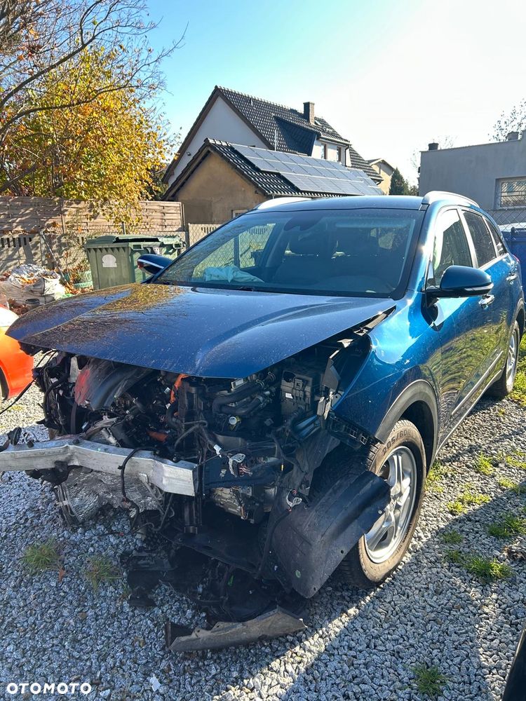 Kia Niro 1.6 GDI Hybrid Business Line - 1