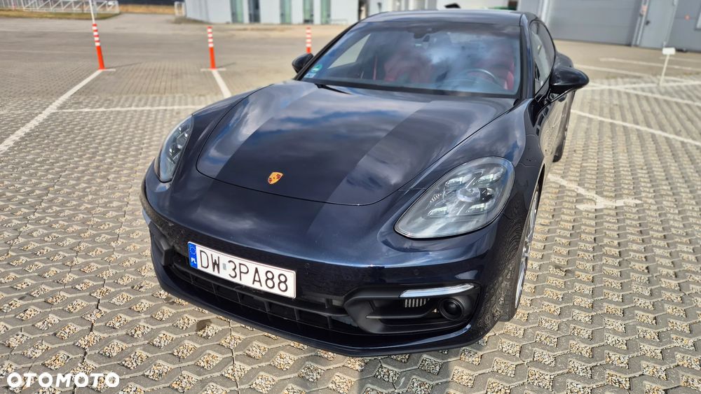 Porsche Panamera - 12