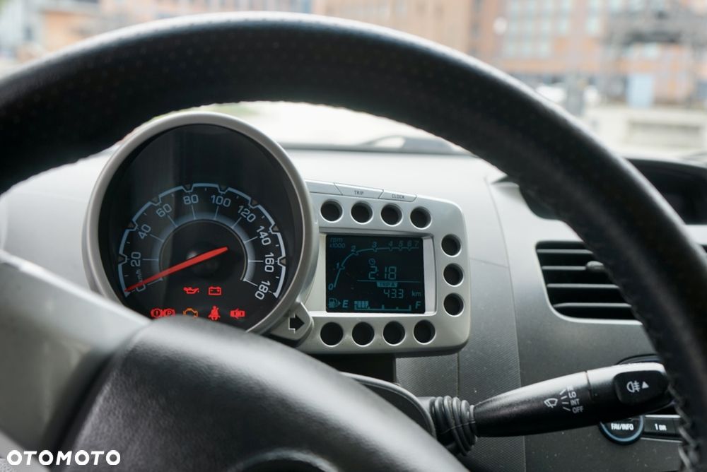 Chevrolet Spark 1.0 LS - 12