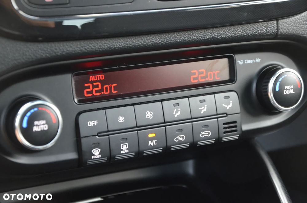 Kia Carens 2.0 GDI Edition 7 - 33