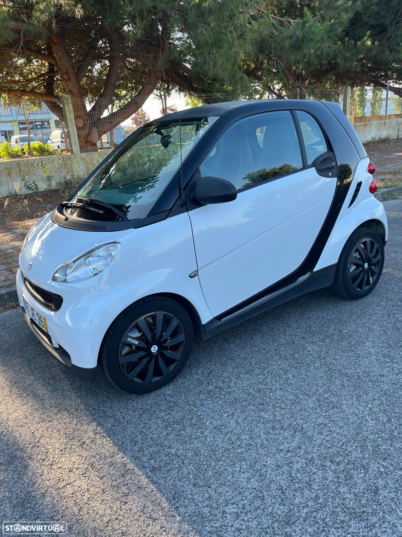 Smart ForTwo Coupé 1.0 mhd Pure 61 - 2