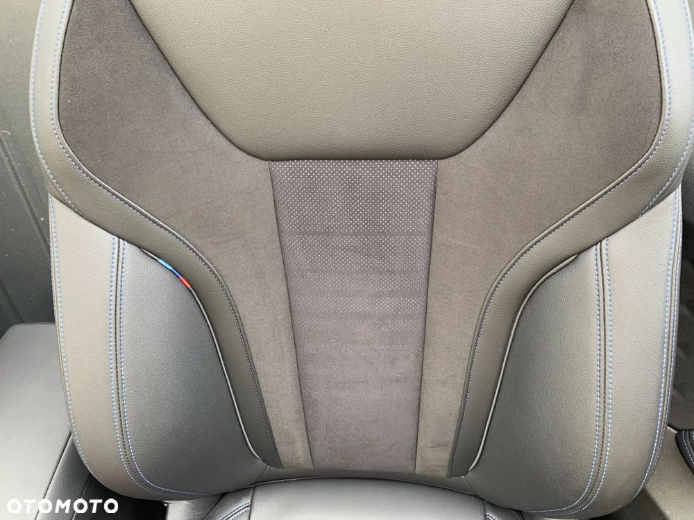 FOTELE TAPICERKA SKÓRA ALCANTARA M-PAKIET SPORTY MANUALNE BMW 2 G42 KOMPLET - 3