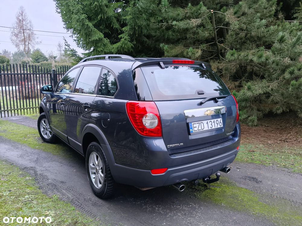 Chevrolet Captiva 2.4 2WD 5 Sitzer LS - 19