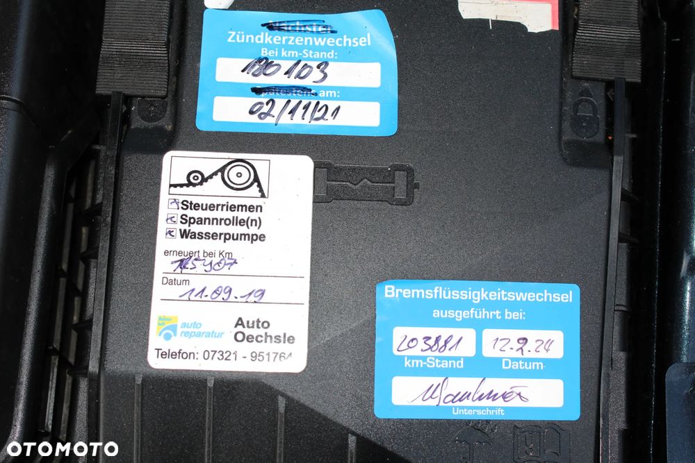 Volkswagen Golf - 33