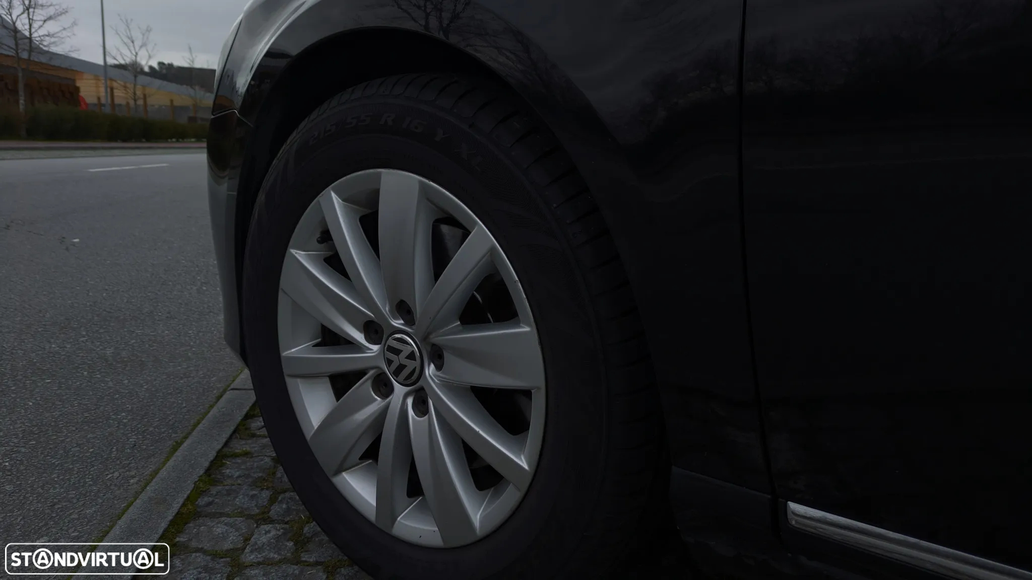 VW Passat 1.6 TDI BlueMotion Comfortline - 5
