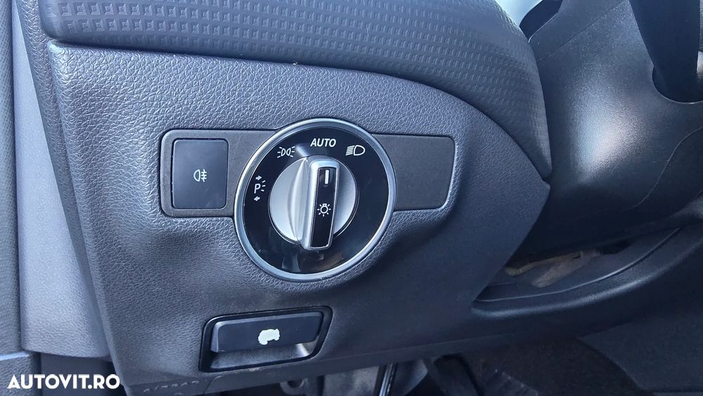 Mercedes-Benz A 180 CDI BlueEFFICIENCY Aut. - 23