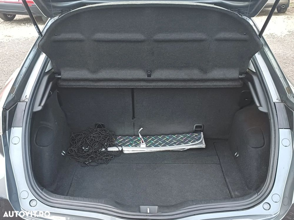 Honda Civic 1.8 SOHC i-VTEC MT Executive - 6