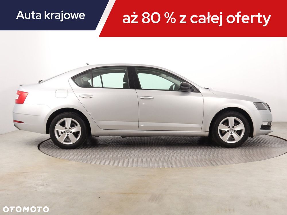 Skoda Octavia - 8