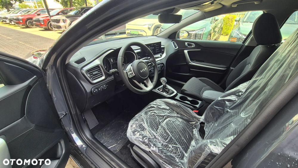 Kia XCeed 1.6 T-GDI M DCT - 13