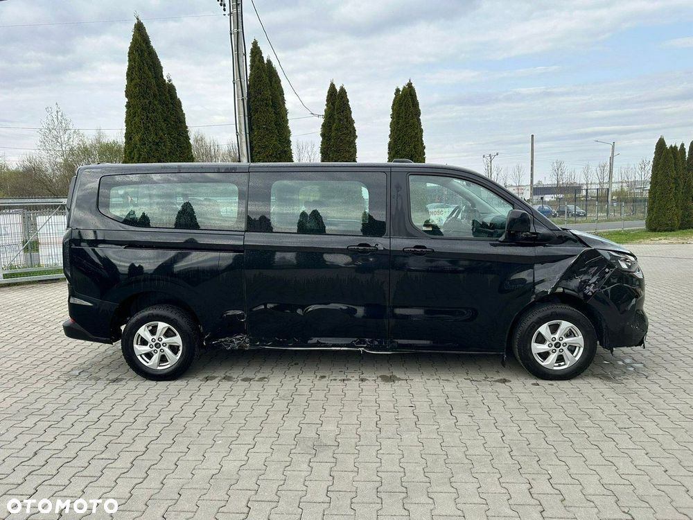 Ford Tourneo Custom - 6