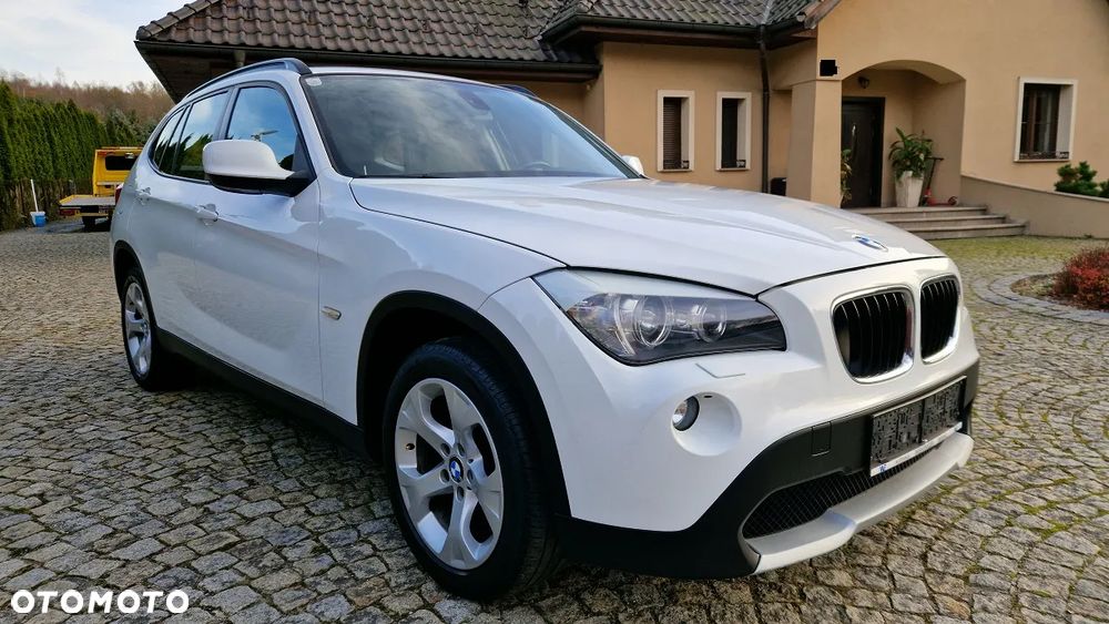 BMW X1 xDrive18d Sport Line - 11