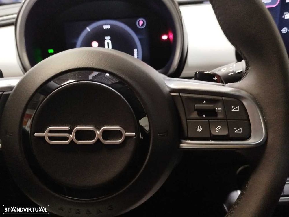 Fiat 600 1.2 Hybrid Icon - 16