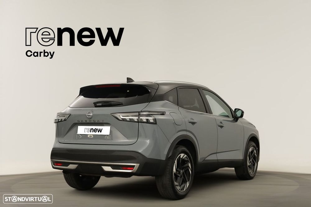 Nissan Qashqai 1.3 DIG-T N-Connecta LED Xtronic - 3