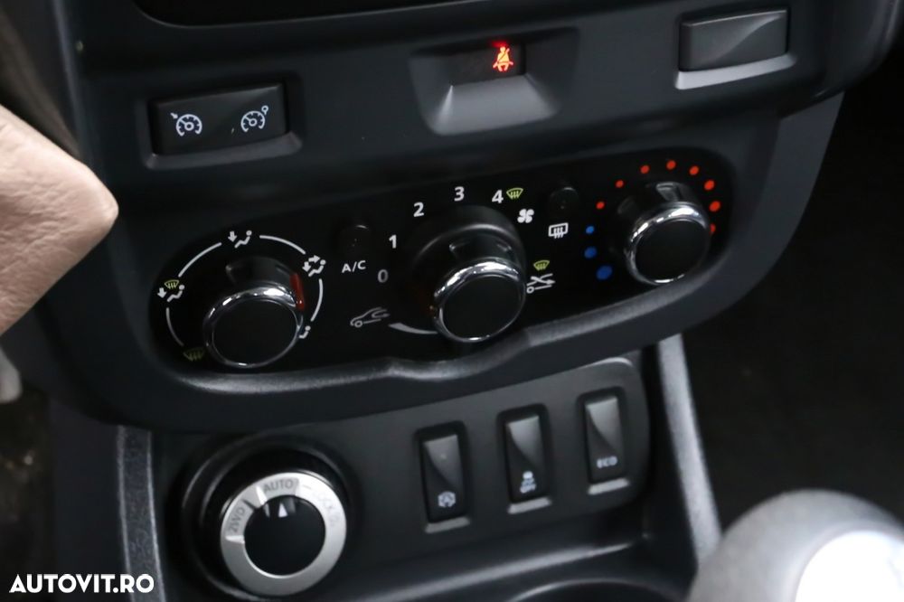 Dacia Duster dCi 110 FAP 4x4 Prestige - 22