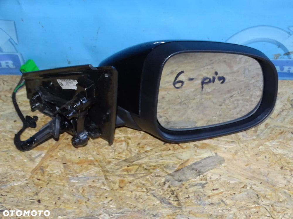 LUSTERKO PRAWE VOLVO V40 6-PIN EURO 31278137 - 2