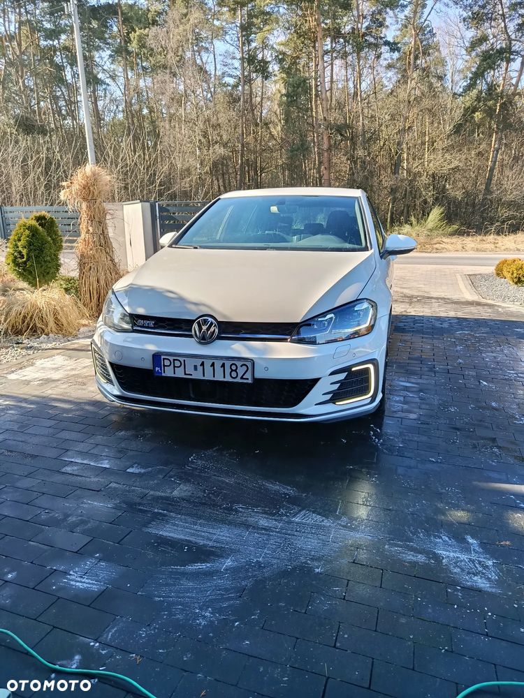 Volkswagen Golf - 30