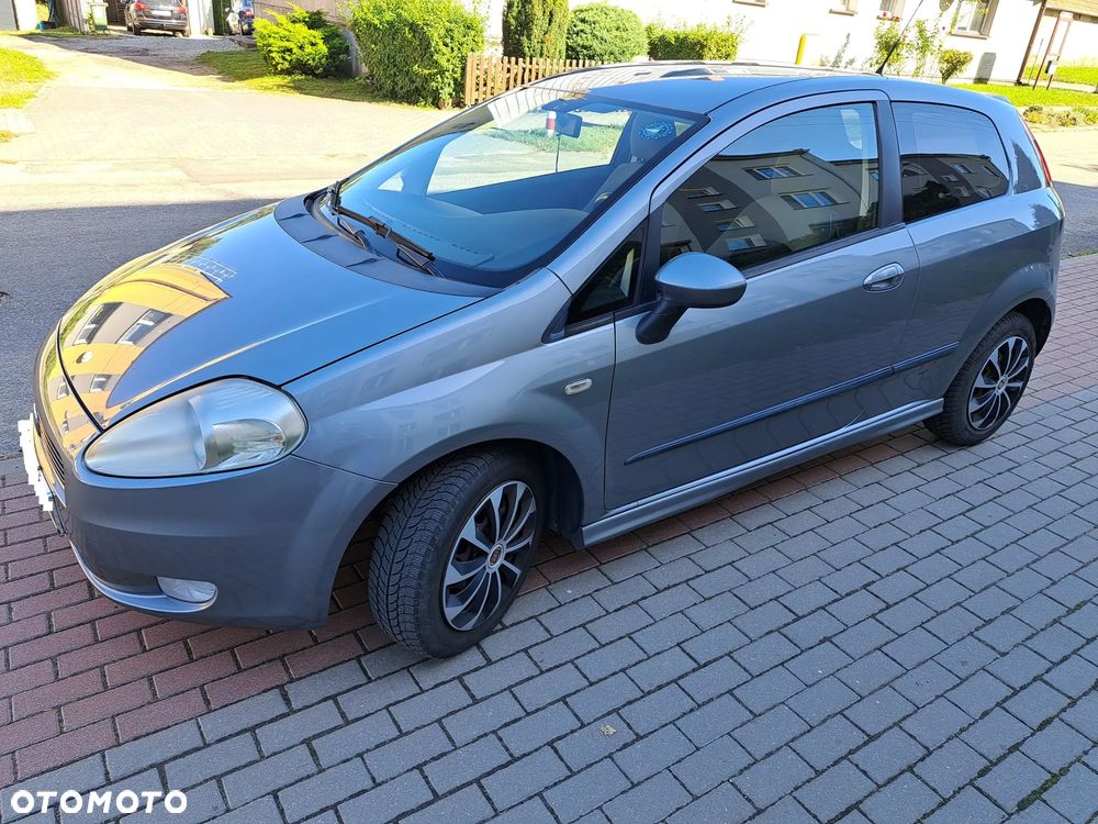 Fiat Grande Punto - 2