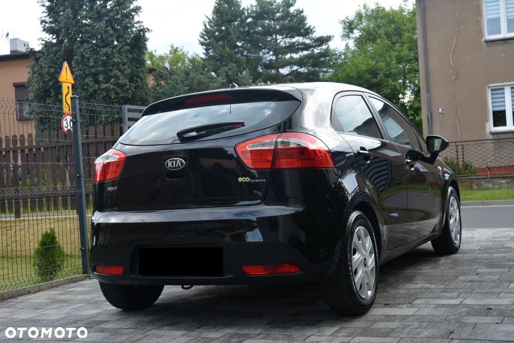 Kia Rio 1.2 Dream Team Edition - 5