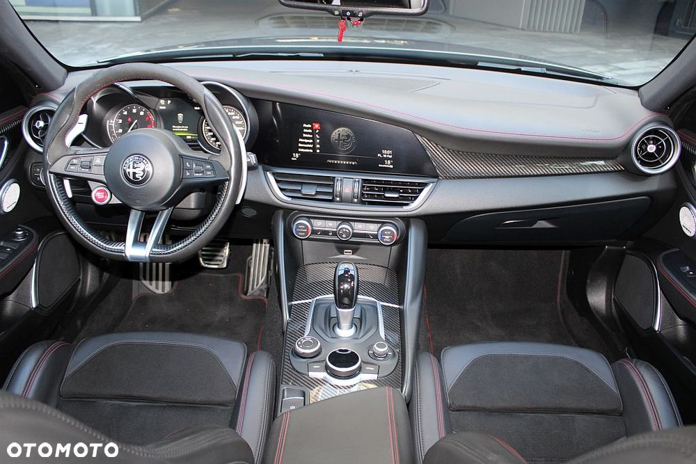 Alfa Romeo Giulia 2.9 Bi Turbo V6 Quadrifoglio - 20